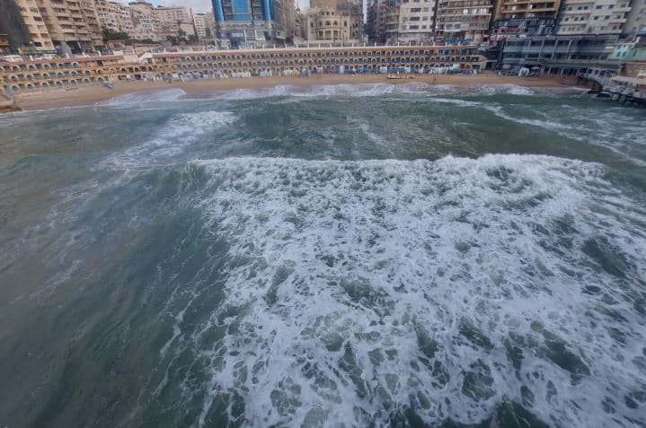 August high waves hit Alexandria Sea