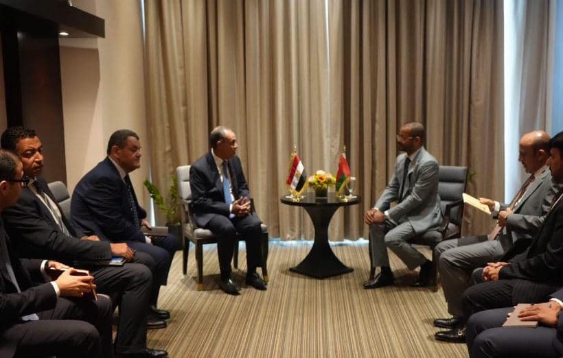 Foreign Minister talks with Omani counterpart