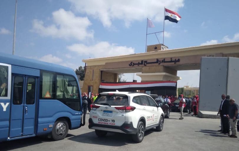 New aid convoys cross Rafeh to Gaza