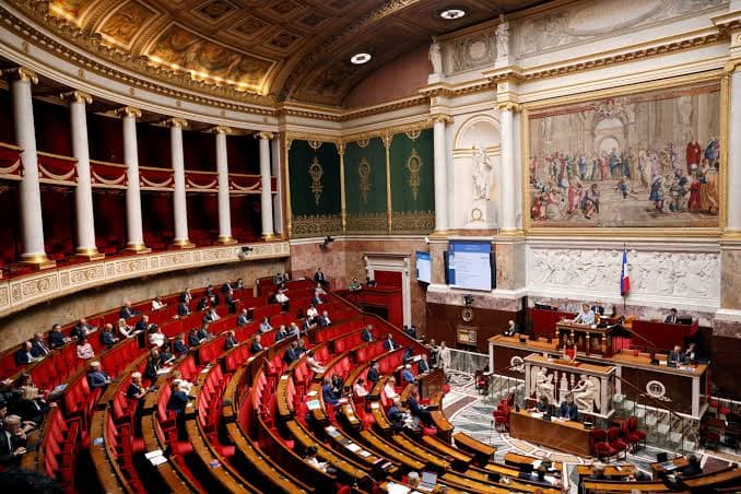French Senate debates vandalism reparations