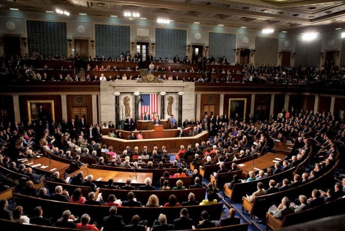 US House votes to end Iran conflict