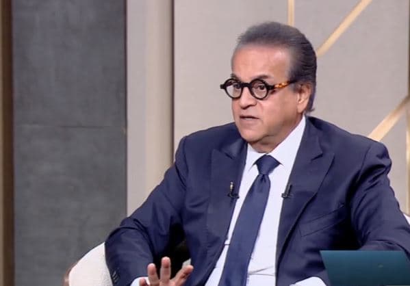 وزير الصحة يركز على علاج 120 مليون مواطن