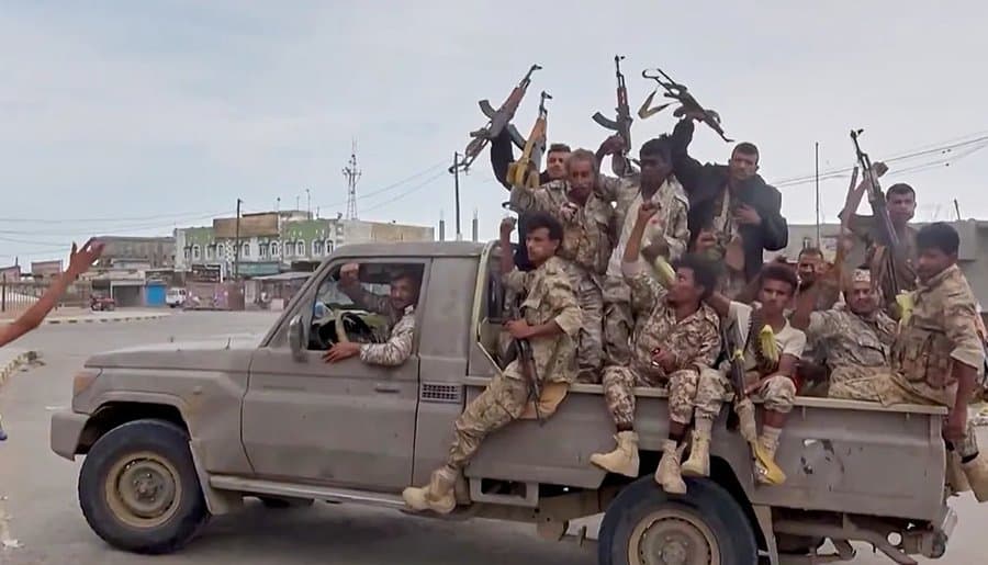 اليمنية تحبط هجوما للحوثي في تعز