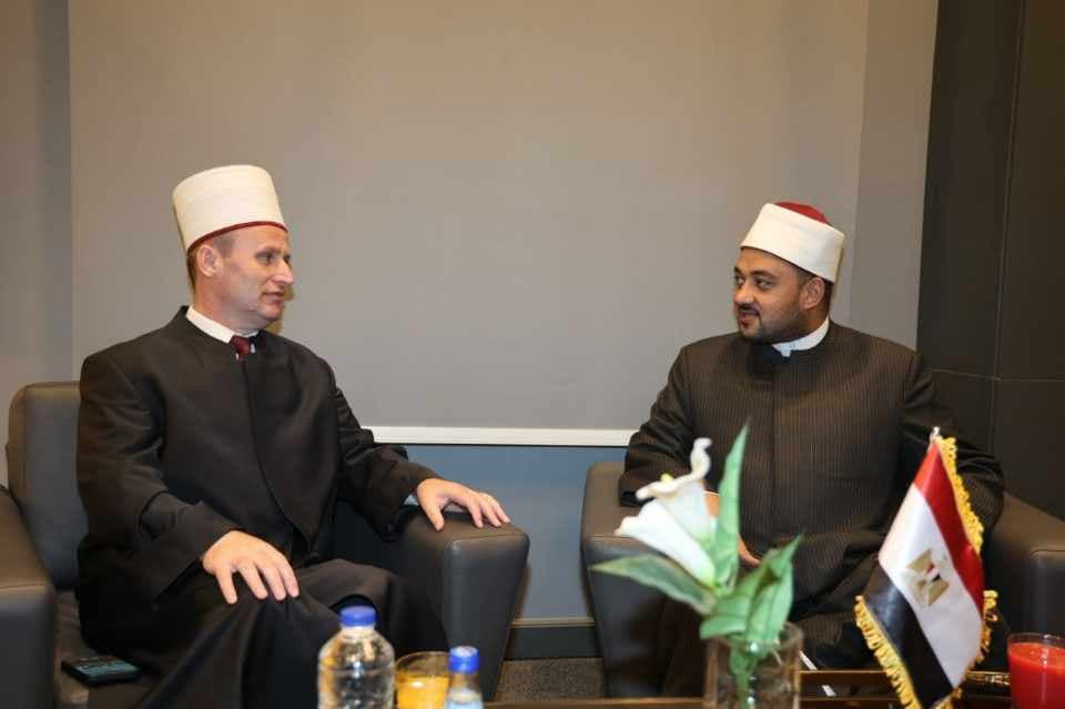 Higher Committee Enhances Islamic Ties with Albania