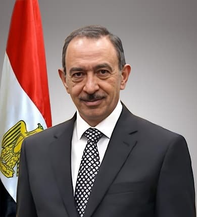 محافظ سوهاج يعلن وصول 1.2 مليار جنيه لمستشفيات