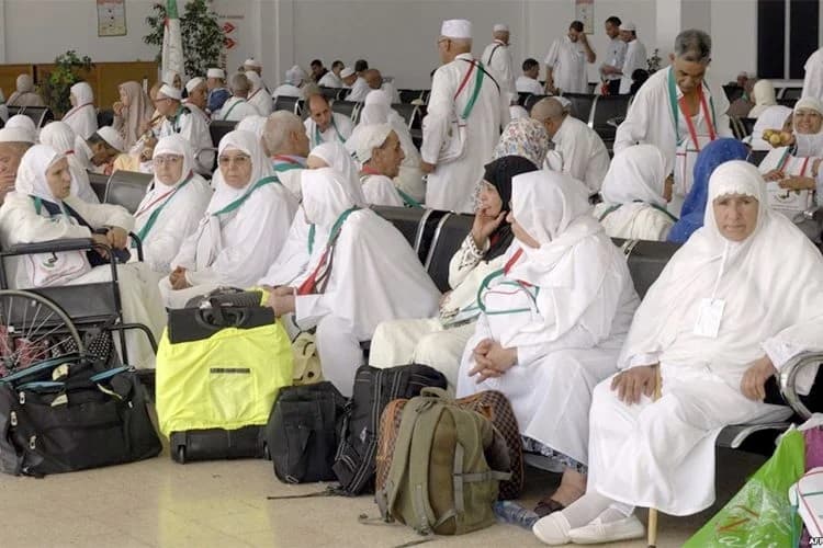 الرقابة على رحلات العمرة والترويج الإلكتروني