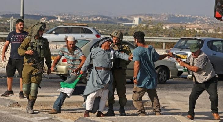 مقررة أممية: اعتداءات المستوطنين تدفع الفلسطينيين للمغادرة