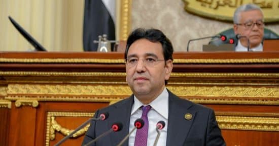 أيمن محسب: توازن عالمي من خلال بريكس