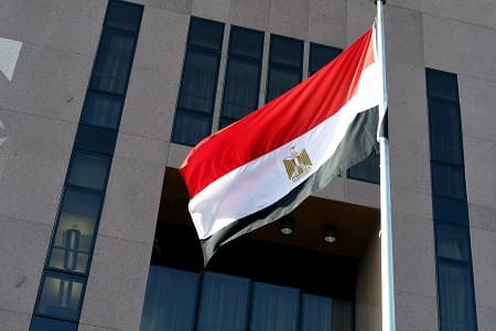 Kuwait Assists Egyptian Teachers