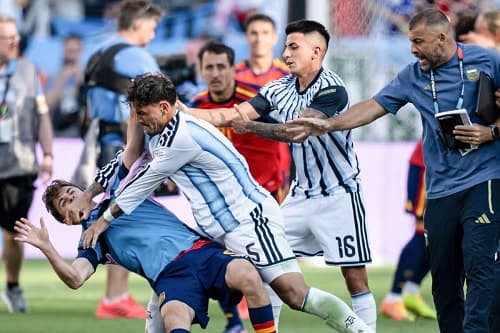 FIFA يوجه اتهامات لثلاثة من الأرجنتين بعد نهائي المونديال