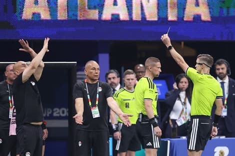 اتحاد الكرة يرد على إجراءات فيفا بسبب مباراة الأرجنتين