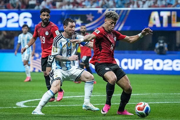 إمام عاشور في قائمة أفضل 10 لاعبين أفارقة في مونديال 2026