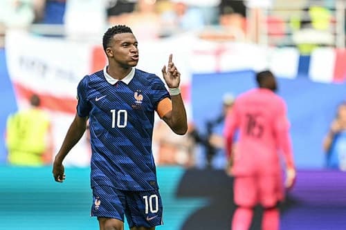 Mbappé Tops World Cup Scoring Race