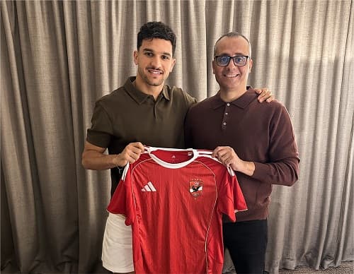 انضمام منصف لمعسكر الأهلي في إسبانيا