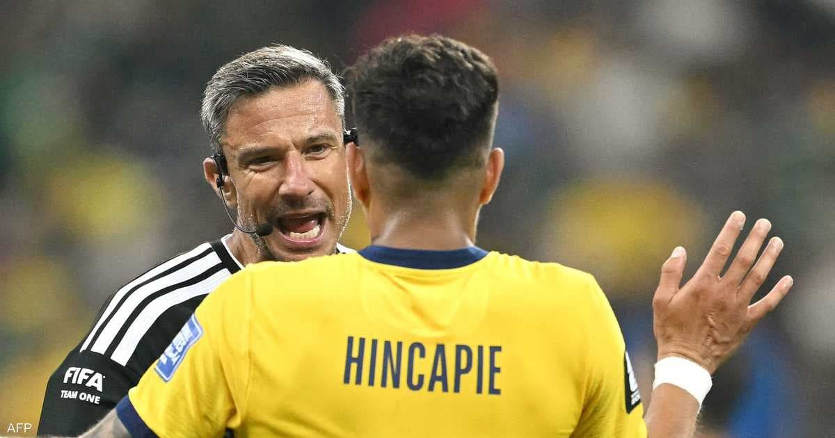 Second mouth cover incident in World Cup