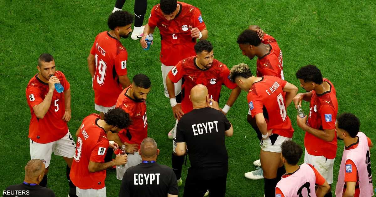 مصدر يكشف ماذا قال حسام حسن للاعبي مصر بعد الخروج المشرف