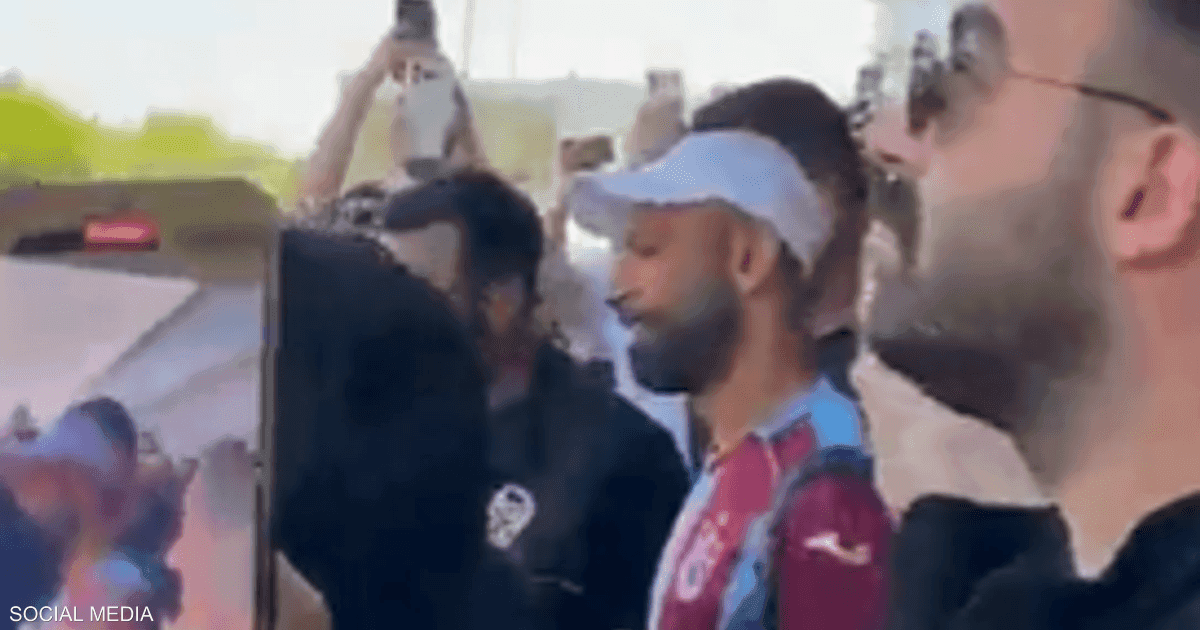 Large Welcome for Mohamed Salah in Istanbul