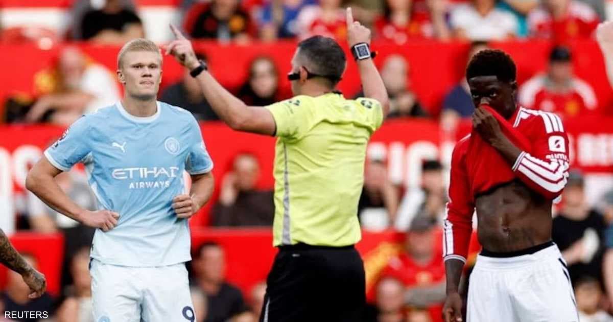 حكم الفيديو يُستبعد بعد هدف هالاند