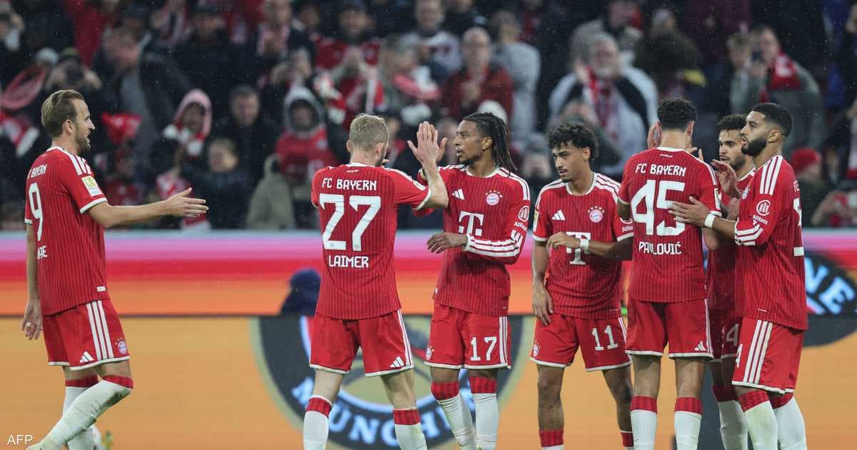 Bavarian sextuplet team boosts Bayern to top