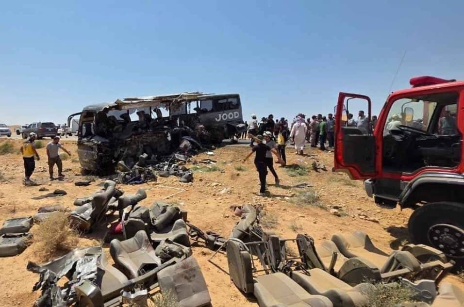 سوريا: مصرع وإصابة في تصادم حافلتين