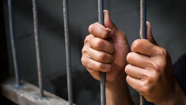 تجديد حبس سباك 15 يوما بتهمة محاولة قتله حرقا