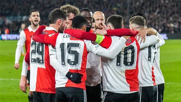 Fenerbahçe wins first Champions League match