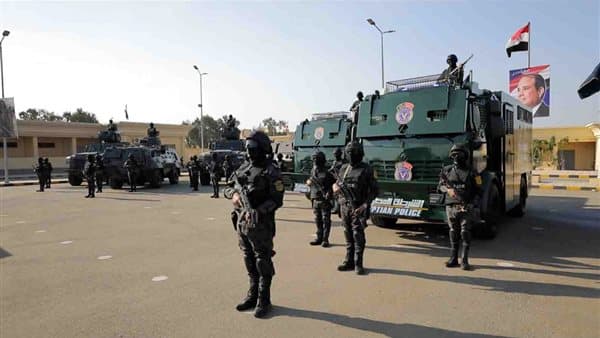 Today’s crime updates include students’ fight in Damietta, crackdown on Sharqiya crime hotspots with 1.5 tons of drugs seized, and 28 hospitalized after restaurant poisoning in Alexandria