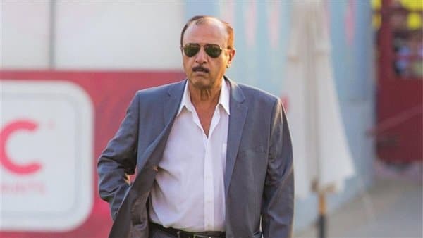 محسن صالح ينتقد منصب المدير الفني