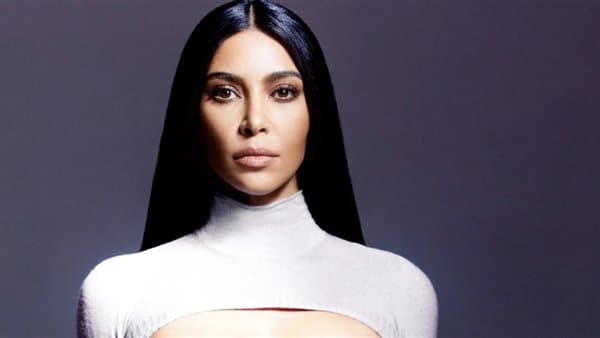 Kim Kardashian honors her late father