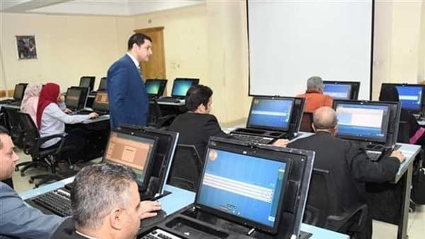 متى يحق للعامل إجازة بأجر كامل