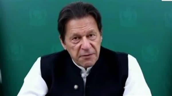 إخلاء سبيل عمران خان رئيس الوزراء السابق