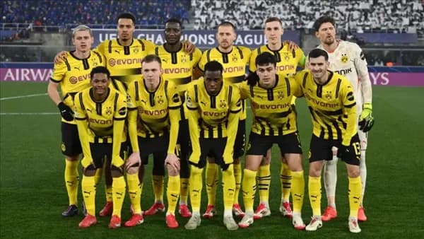 دورتموند يفوز بصعوبة على شتوتجارت ويتصدر الدوري