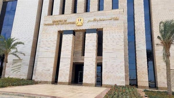 وزارة السياحة توضح دخول بلوجر أميركي لمقابر بالأقصر