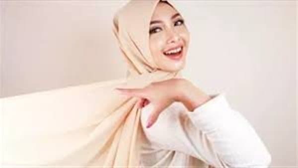 Fatwa Commissioner discusses face unveiling rules