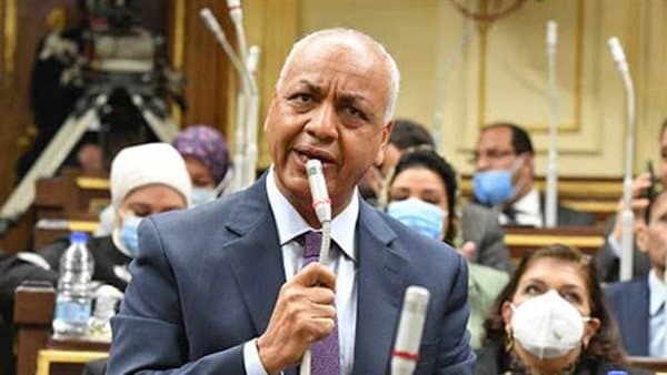 بلاغ ضد عماد الساعي ومصطفى بكري بشأن الحلقة المصرية