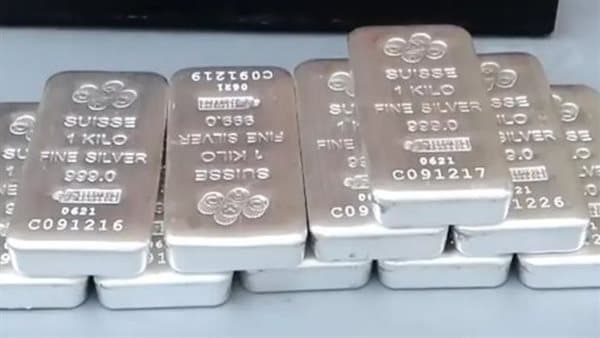 Silver prices fall at closing
