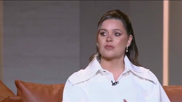 يسرا اللوزي تظهر في معكم