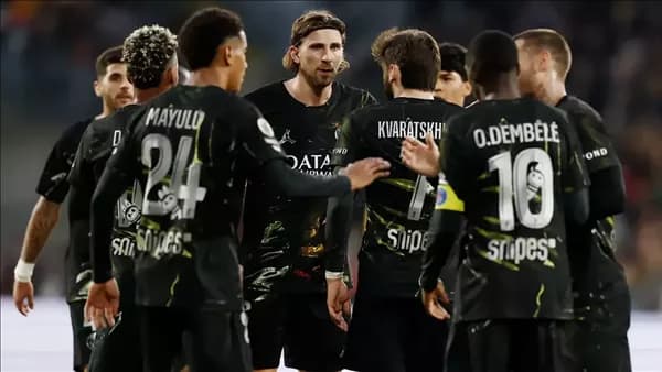 ليفربول يقدم عرضا لنجوم السنغال من باريس