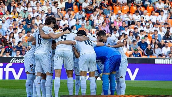 Alavés and Valencia scoreless at half