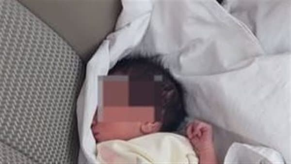 ربة منزل تشرح سبب إلقاء رضيعتها في القمامة