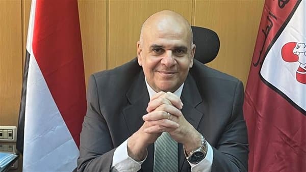 وكيل طب قصر العيني يناقش مستقبل الذكاء الاصطناعي في الطب