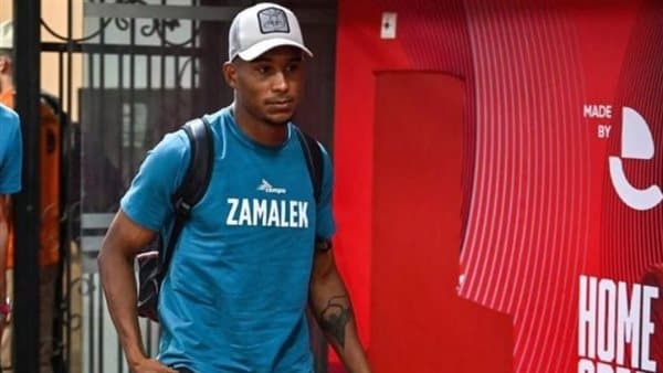الجزيري وادم كايد يصلان القاهرة لمعسكر الزمالك