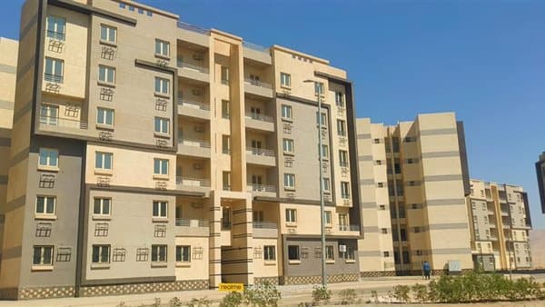 810 Buildings delivery begins