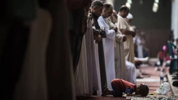 Isha prayer time in Cairo today