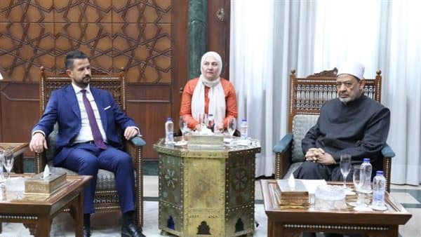رئيس الجبل الأسود يستفسر عن مواجهة التطرف من شيخ الأزهر
