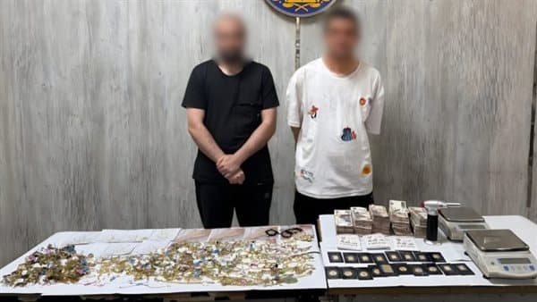 Giza brothers held for gold fraud