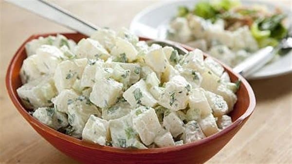 Quick potato salad with mayonnaise