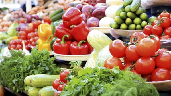 تراجع أسعار الطماطم وارتفاع الليمون