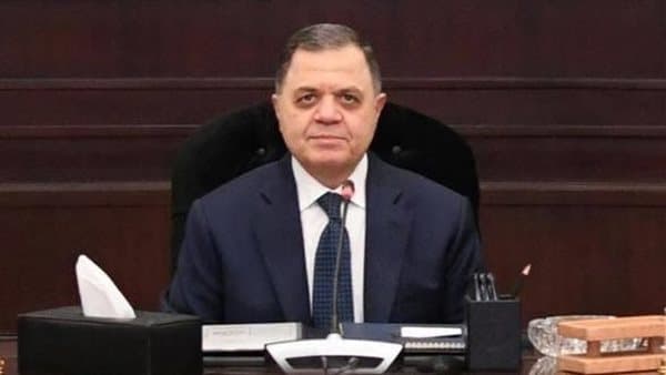 وزير الداخلية يوضح استراتيجيته في أزمة 2026 وتغييرات أمنية