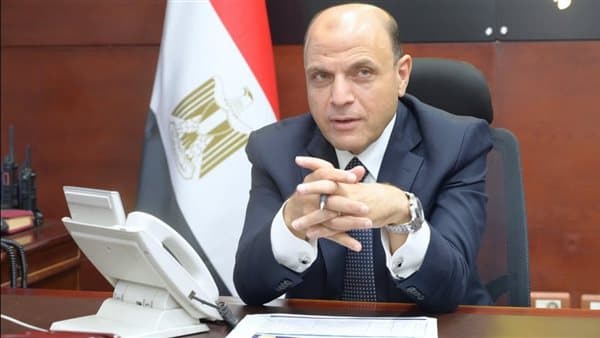 ثلاثة من أبناء الغربية يتصدرون الثانوية العامة والمحافظ يهنئهم